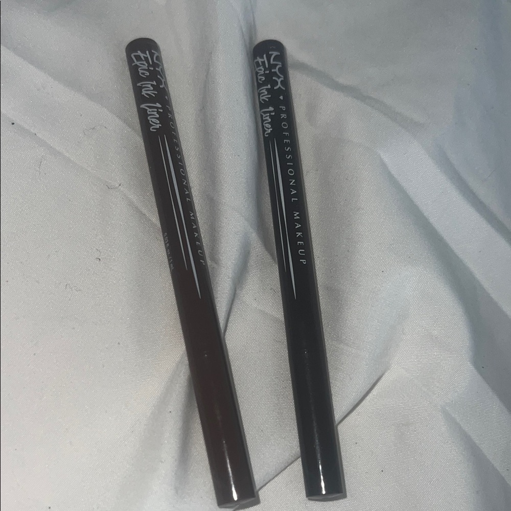 NYX Professional Makeup Eyeliners - Deep Brown and Milk Chocolate